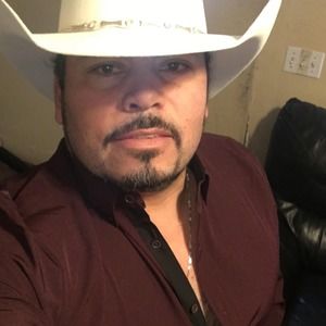 Meet your Posher, Marcial